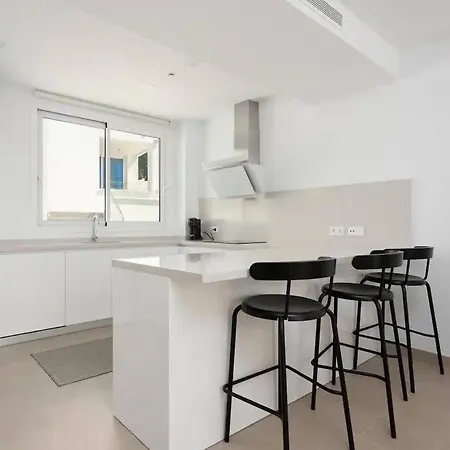 New Town House In Nueva Andalucia