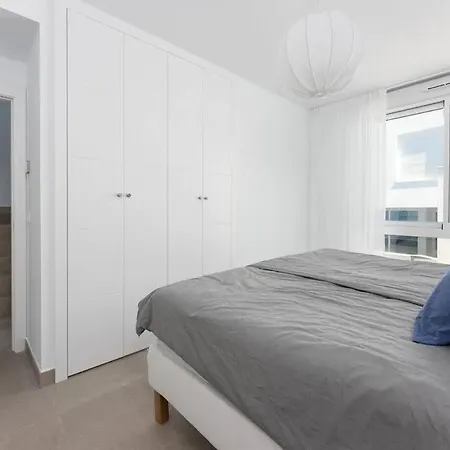 New Town House In Nueva Andalucia Appartement *