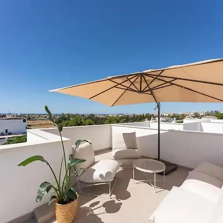 Apartment New Town House In Nueva Andalucia Marbella